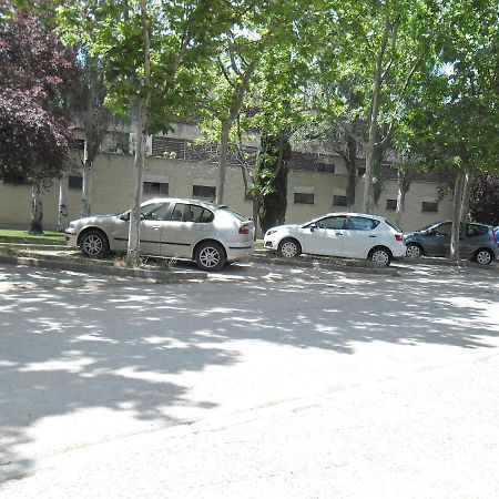 Hotel Escuela Мадрид Екстериор снимка