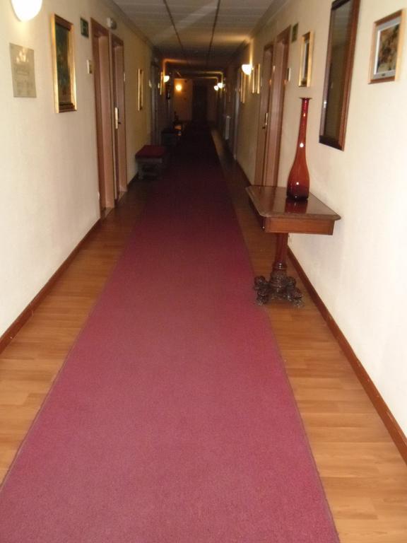 Hotel Escuela Мадрид Стая снимка