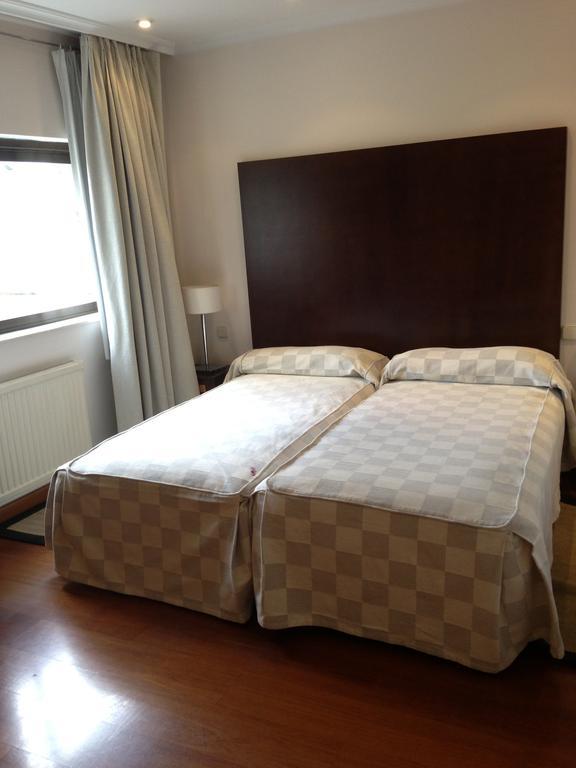 Hotel Escuela Мадрид Стая снимка