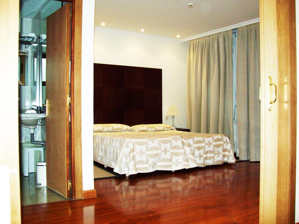 Hotel Escuela Мадрид Стая снимка